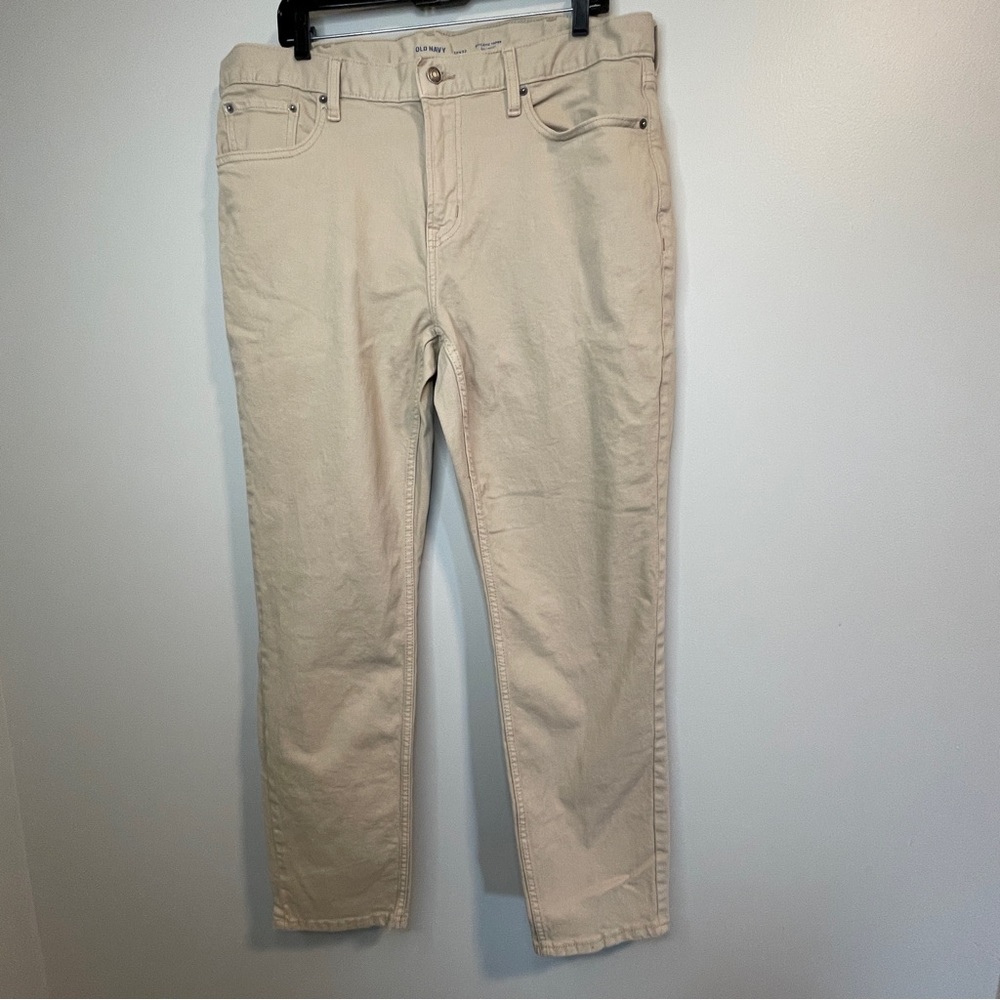 Old Navy Men's Tan Athletic Taper Jeans - Picture 1 of 6